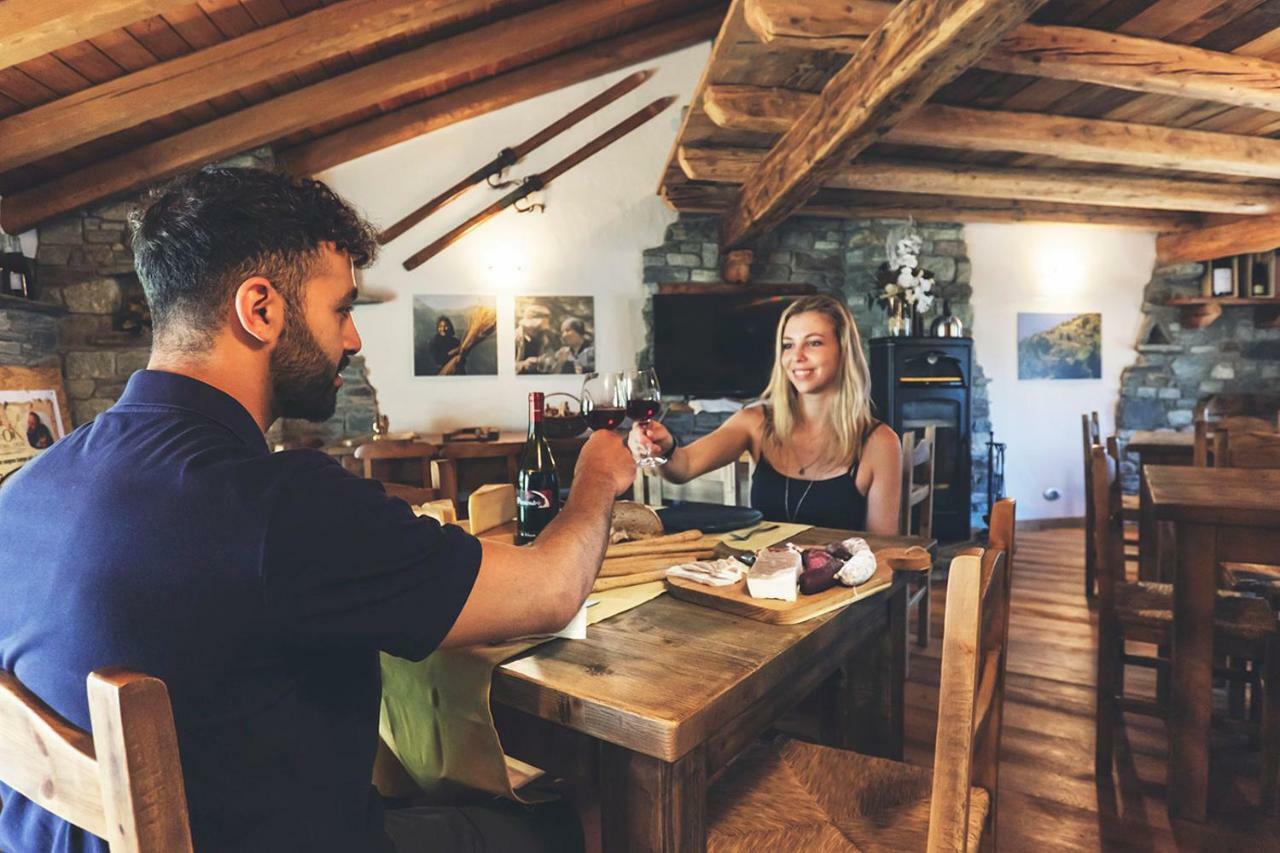 L'Or d'Echallogne - Chambre d'Hôtes Acomodação com café da manhã Arnad Exterior foto