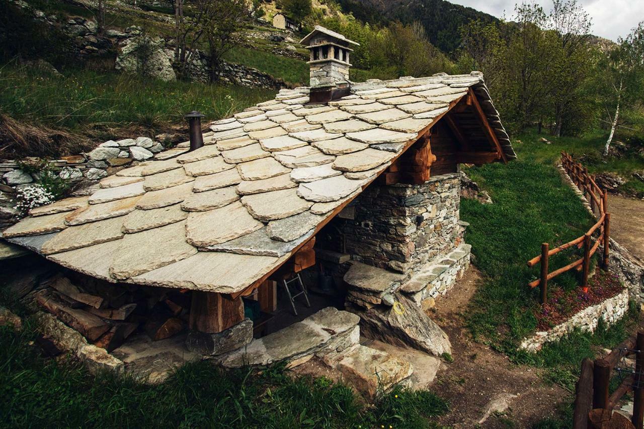 L'Or d'Echallogne - Chambre d'Hôtes Acomodação com café da manhã Arnad Exterior foto