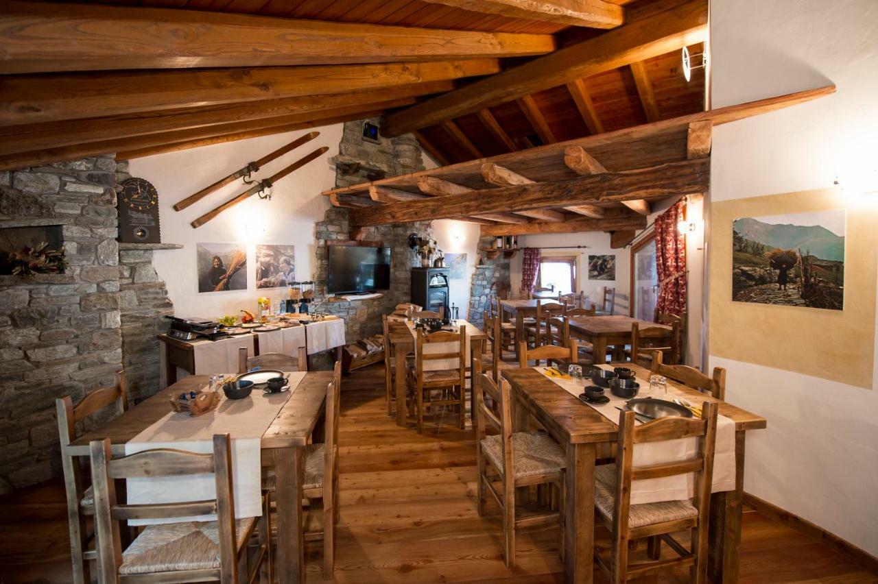 L'Or d'Echallogne - Chambre d'Hôtes Acomodação com café da manhã Arnad Exterior foto